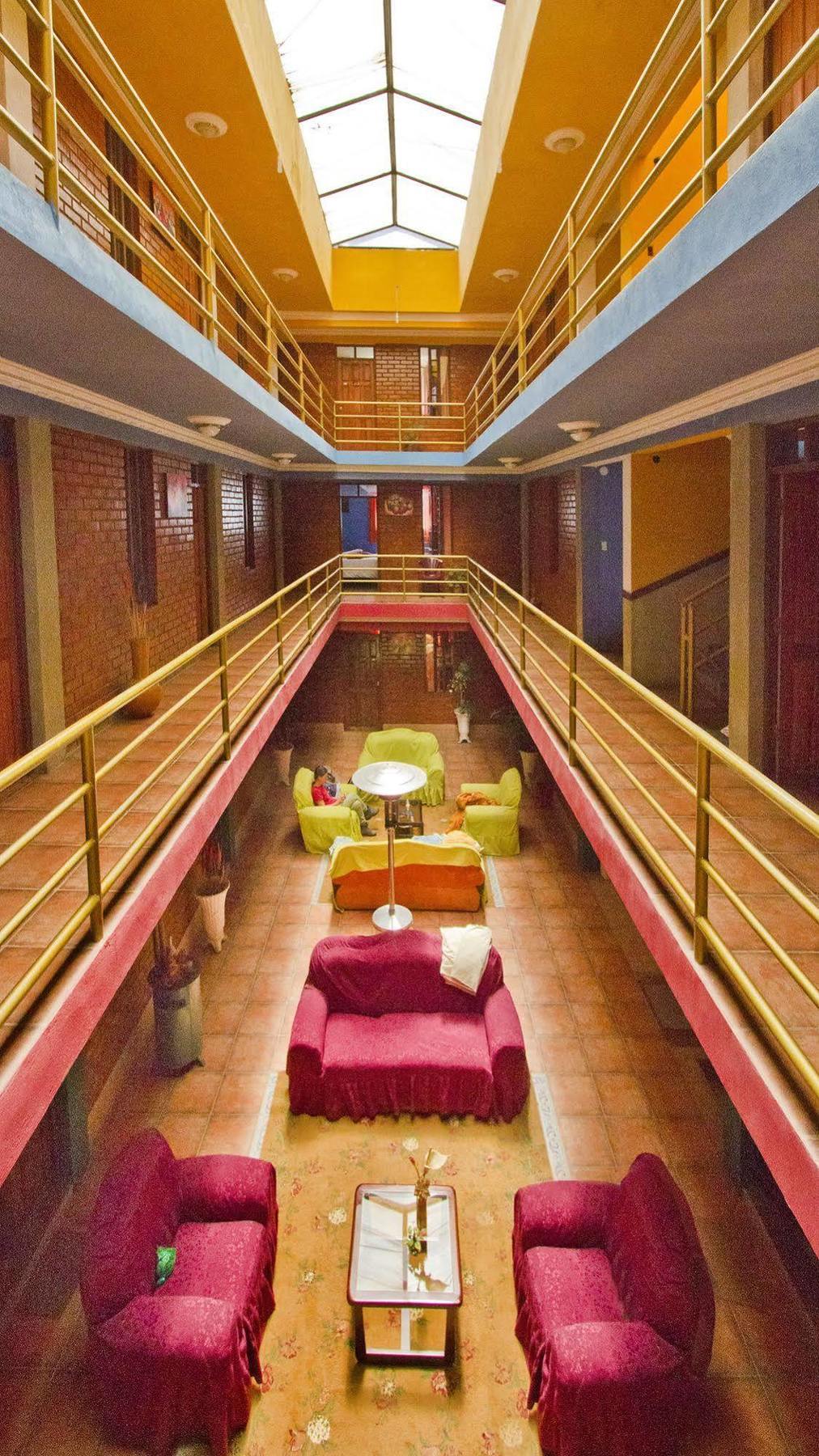 Tonito Hotel Уюни Екстериор снимка